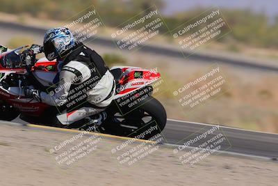 media/Oct-09-2022-SoCal Trackdays (Sun) [[95640aeeb6]]/Turn 15 Inside Distant Pans (1145am)/